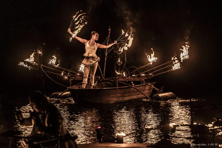 MovingFireArts en Showflamme Lac du Bambois(1)